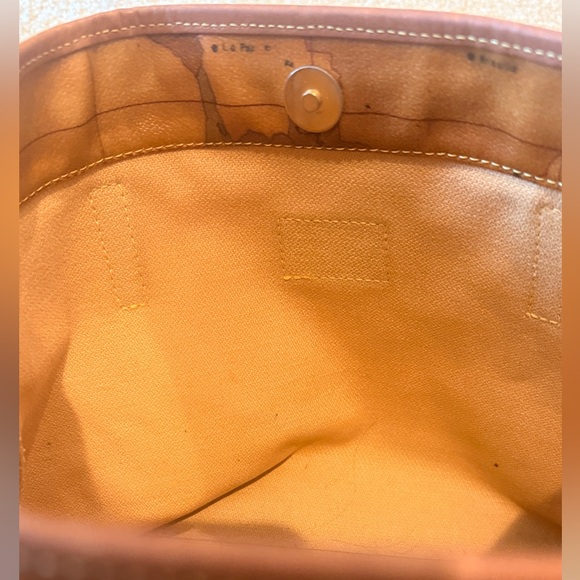 Alviero Martini 1A Classe tan Geo Classic - Picture 4 of 9